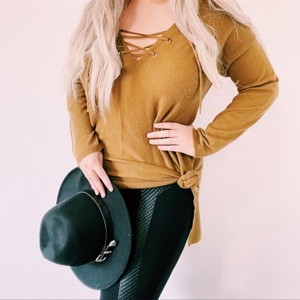 Lace Up V-Neck Sweater Green Medium